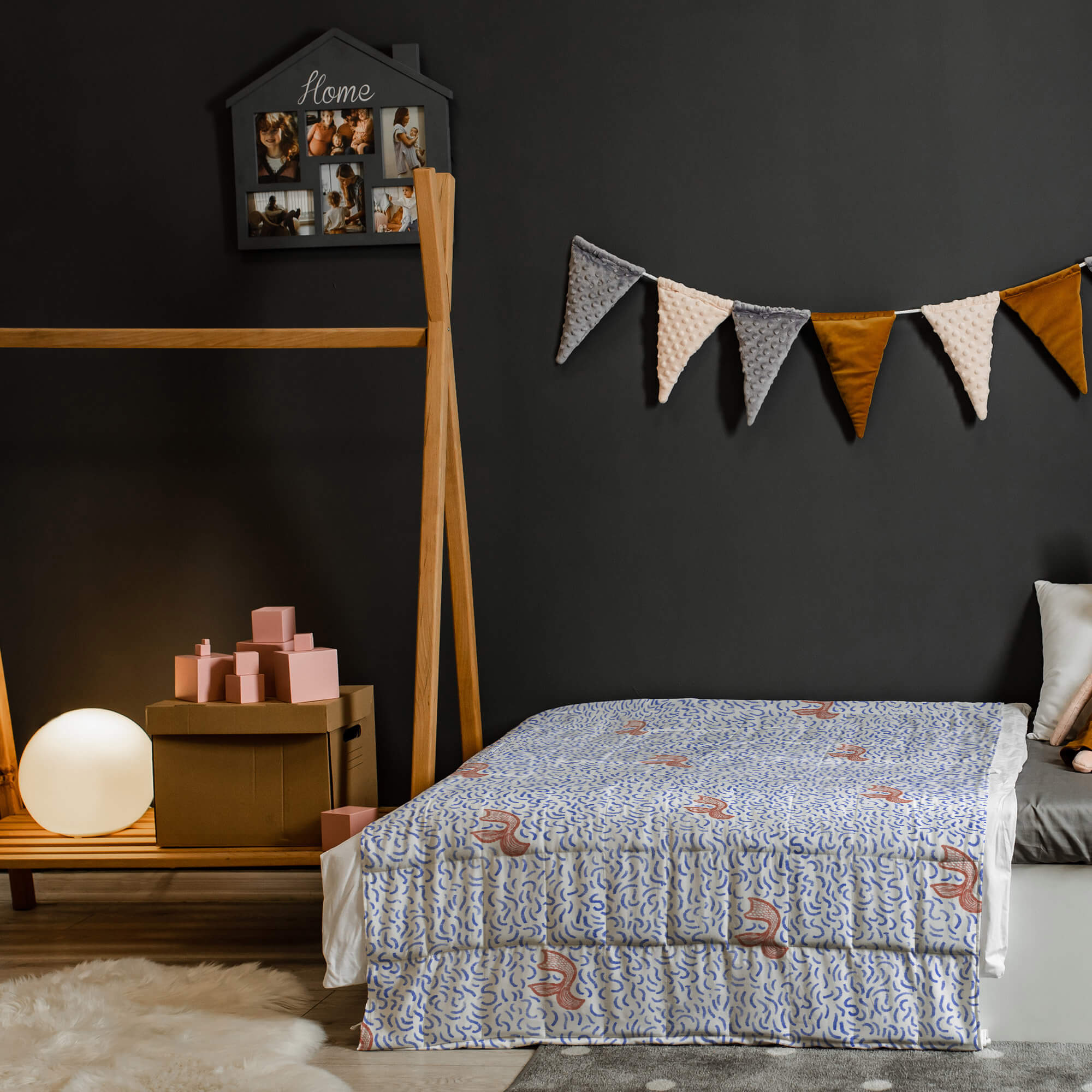 kołderka sensoryczna w syrenie ogony